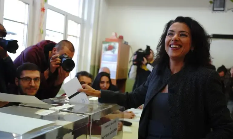 От щаба на Григорова: Окончателните резултати ще покажат, че тя печели София - Tribune.bg