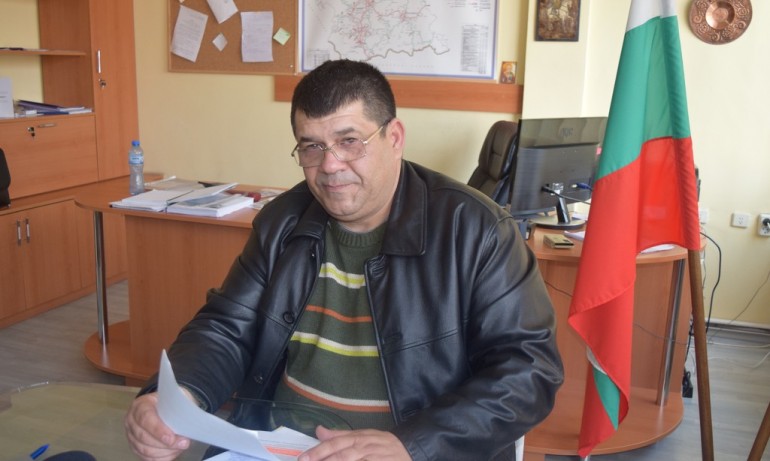 След отстраняване от служебния кабинет: ВАС върна на работа директорът на пътното управление в Кърджали - Tribune.bg