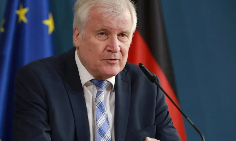 10 европейски държави са се съгласили да приемат непълнолетни мигранти от бежанския лагер Мория - Tribune.bg