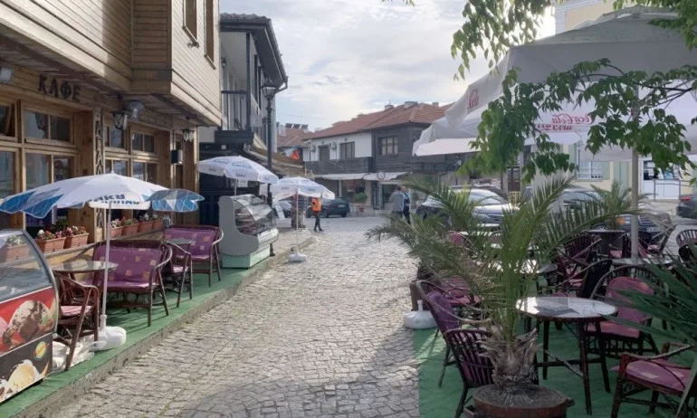 ЕБВР: Бавното ваксиниране може да навреди на летния туризъм в България - Tribune.bg