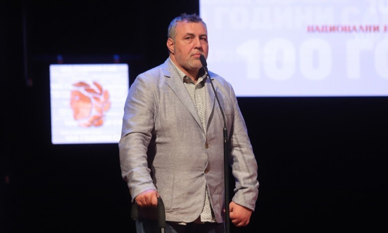 Христо Мутафчиев писа оценка -1 на проф. Минеков и предупреди новия културен министър - Tribune.bg