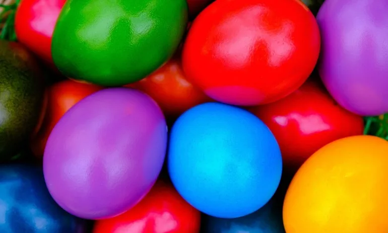 Символиката на цветовете, с които боядисваме яйцата - Tribune.bg