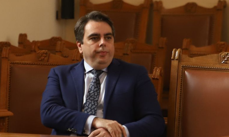 Едно е да викаш, че се бориш срещу мафията, а бившия ти съдружник да ти вика, че си му източил чекмеджето - Tribune.bg