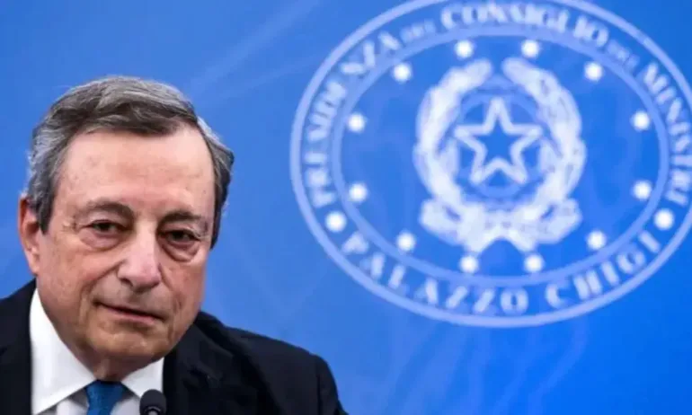 Дългова криза застрашава Италия - Tribune.bg