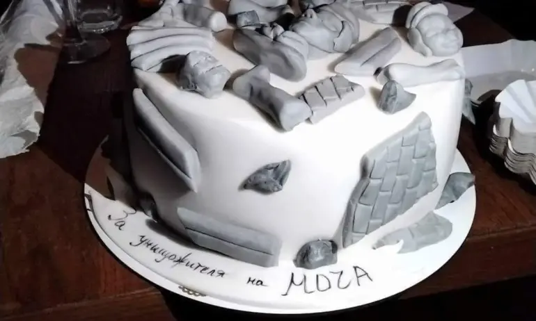 Психиатърът д-р Цветеслава Гълъбова постави диагноза на ялите от тортата с крайници от МОЧА - Tribune.bg