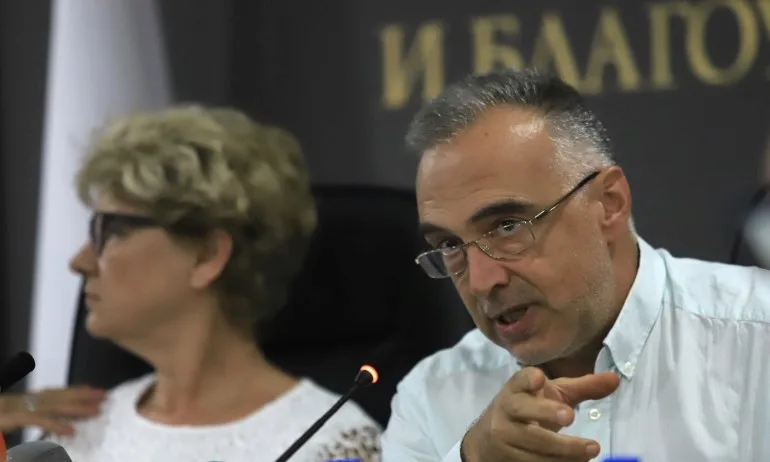 Кутев за ГЕРБ: Когато са си били на власт, разбирам да разчитат на излишъци. Но в година като нашата… - Tribune.bg