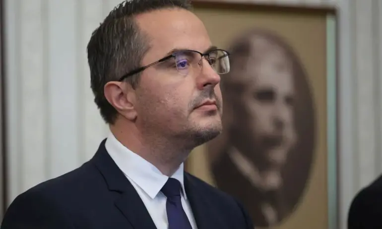 Цончо Ганев, Възраждане: Водени са неофициални разговори с ПП-ДБ - Tribune.bg