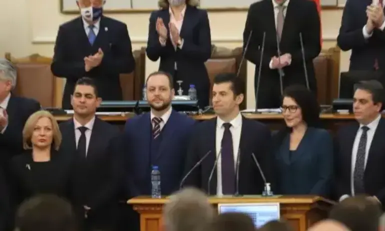 Красен Кралев: Три часа презентация с грешки и лъжи за ГЕРБ-СДС, Кирил Петков иска да седне да преговоря с нас - Tribune.bg