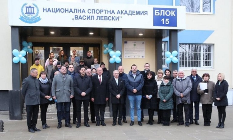 Колтуклиева към Радостин Василев: Някой ден сегашните ще са бивши и бъдещите ще се отнасят към тях по същия начин - Tribune.bg