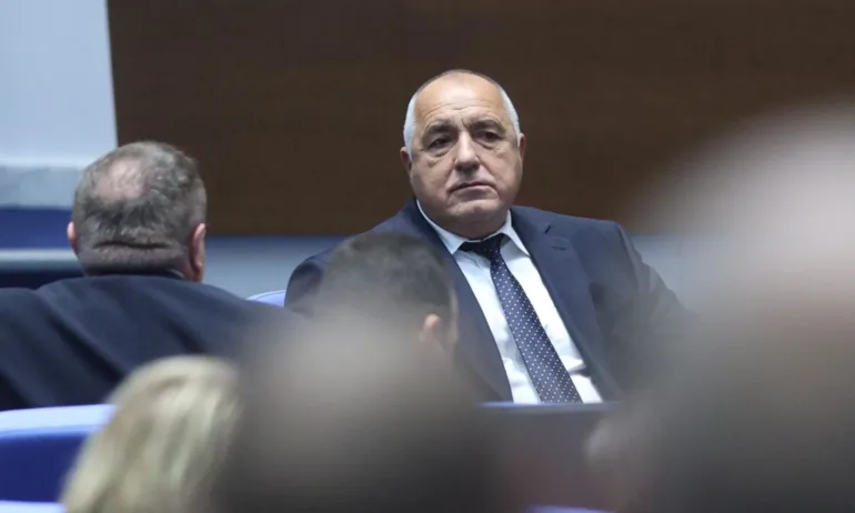 Борисов: Пълна забрана на вейповете. Това не може да продължава повече! - Tribune.bg