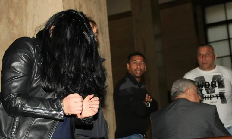 Внесоха в съда делото за катастрофата край Вакарел, 6-ма загинаха тогава - Tribune.bg