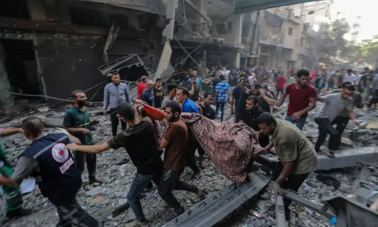 Над 2300 е броят на цивилните жертви в Газа (СНИМКИ) - Tribune.bg