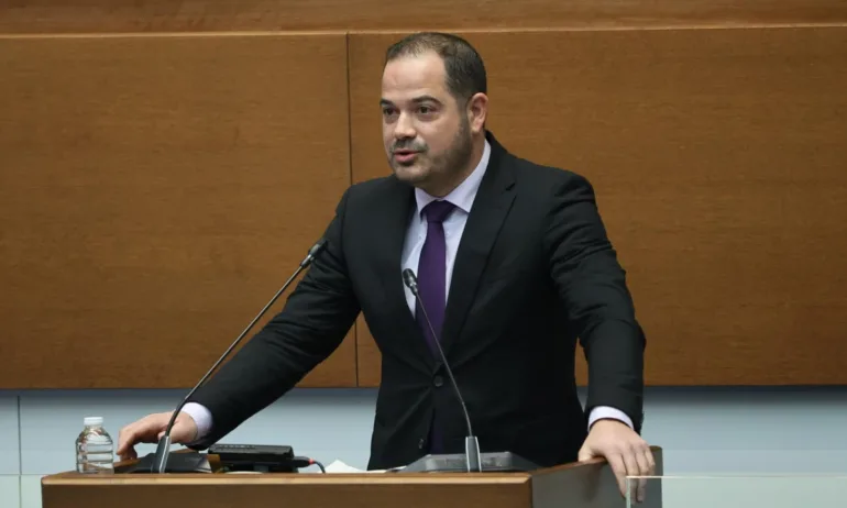 Калин Стоянов: Радев лансира популистки лъжи за разпродажба на държавата - Tribune.bg