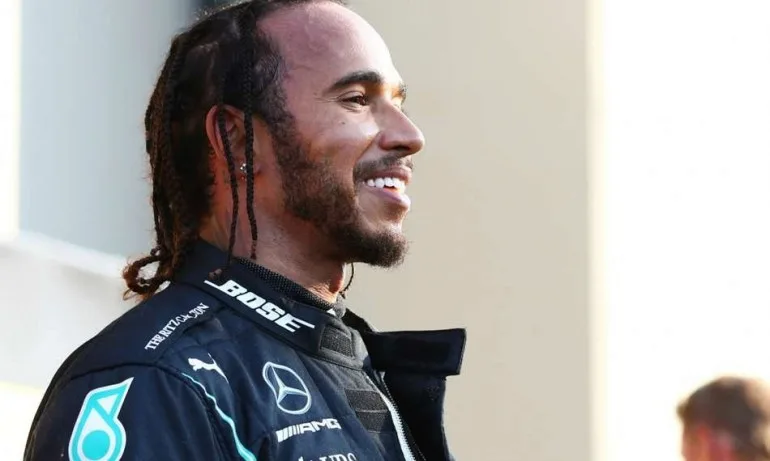 Хамилтън начело в последната тренировка в Сочи - Tribune.bg