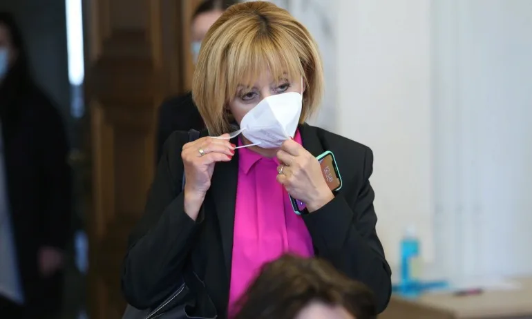 Манолова очаквала от служебния кабинет да се занимава с ГЕРБ - Tribune.bg
