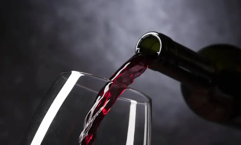 Броят на редовните консуматори на вино във Франция бързо намалява,