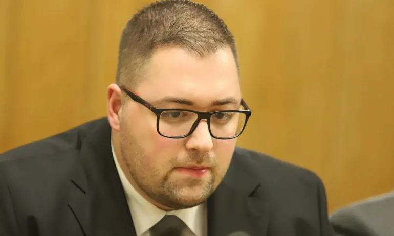 Депутат на ПП: Хора като Кирил Петков в България наричаме манипулатори - Tribune.bg