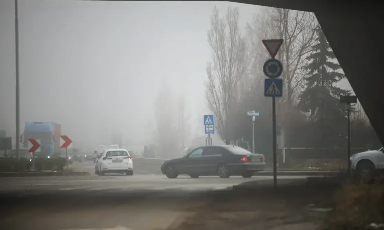 Основният проблем за въздуха в София просто не са колите, а горенето на дърва, въглища и боклуци - Tribune.bg