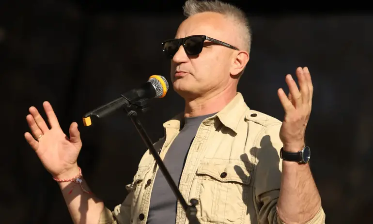 Карабашлиев: Богомилството напълно отсъства от програмата по религия - Tribune.bg