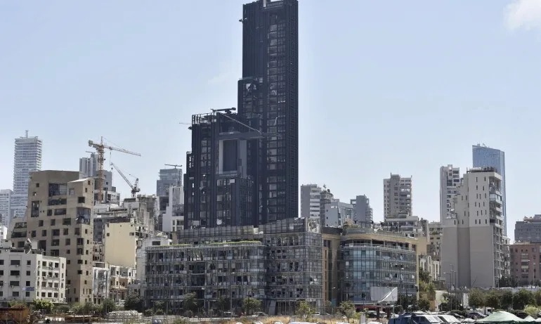 Намериха жена, оцеляла три денонощия под руините в Бейрут - Tribune.bg