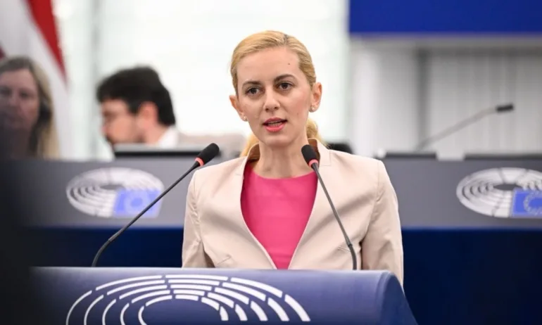 Рада Лайкова: Суверенитетът не е регулация, а означава да притежаваш чиповете, моделите, платежната инфраструктура и мрежите за биосигурност - Tribune.bg