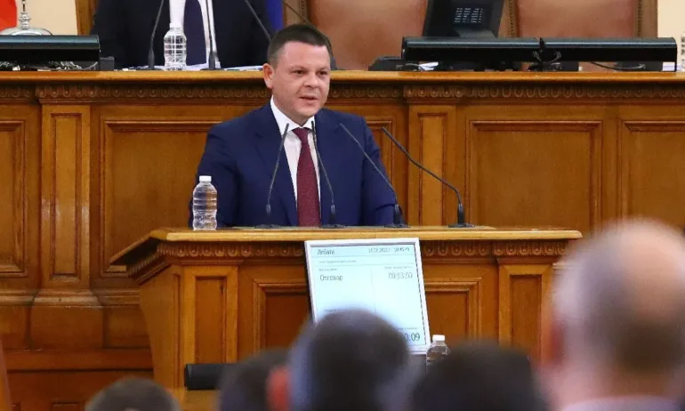 Министър Алексиев: Български пощи е на счетоводна загуба - Tribune.bg