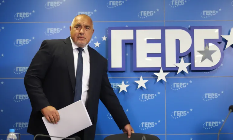 Борисов свика извънредно заседание на ПГ на ГЕРБ /НА ЖИВО/ - Tribune.bg