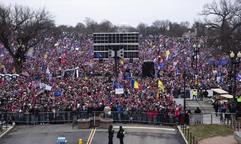 Хиляди привърженици на Тръмп се събраха във Вашингтон - Tribune.bg