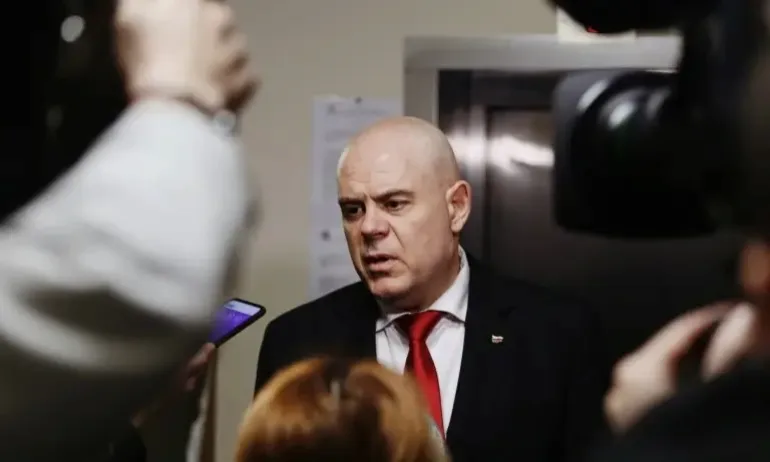 Гешев: Прокуратурата ще направи всичко възможно за намаляване на щетите от нарастващата престъпност - Tribune.bg