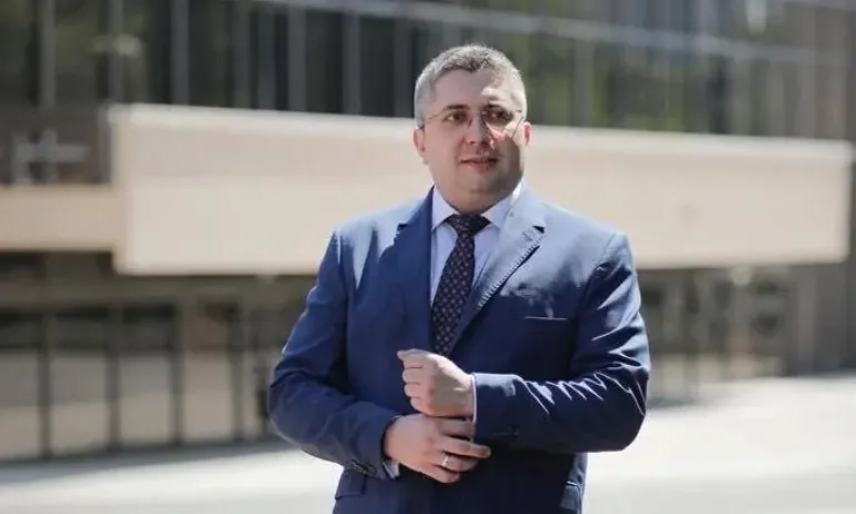 Нанков: Кирил Петков и Асен Василев са пародия на Дон Кихот и Санчо Панса - Tribune.bg