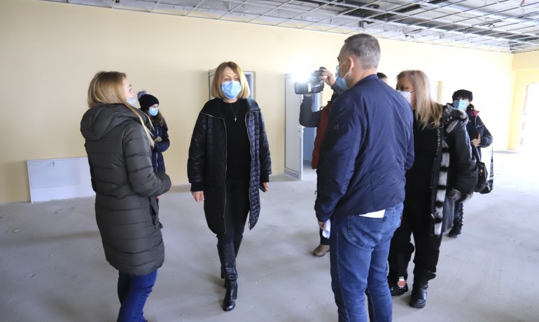 Фандъкова: Столичната община е готова да отвори детските градини и ясли на 14 декември - Tribune.bg
