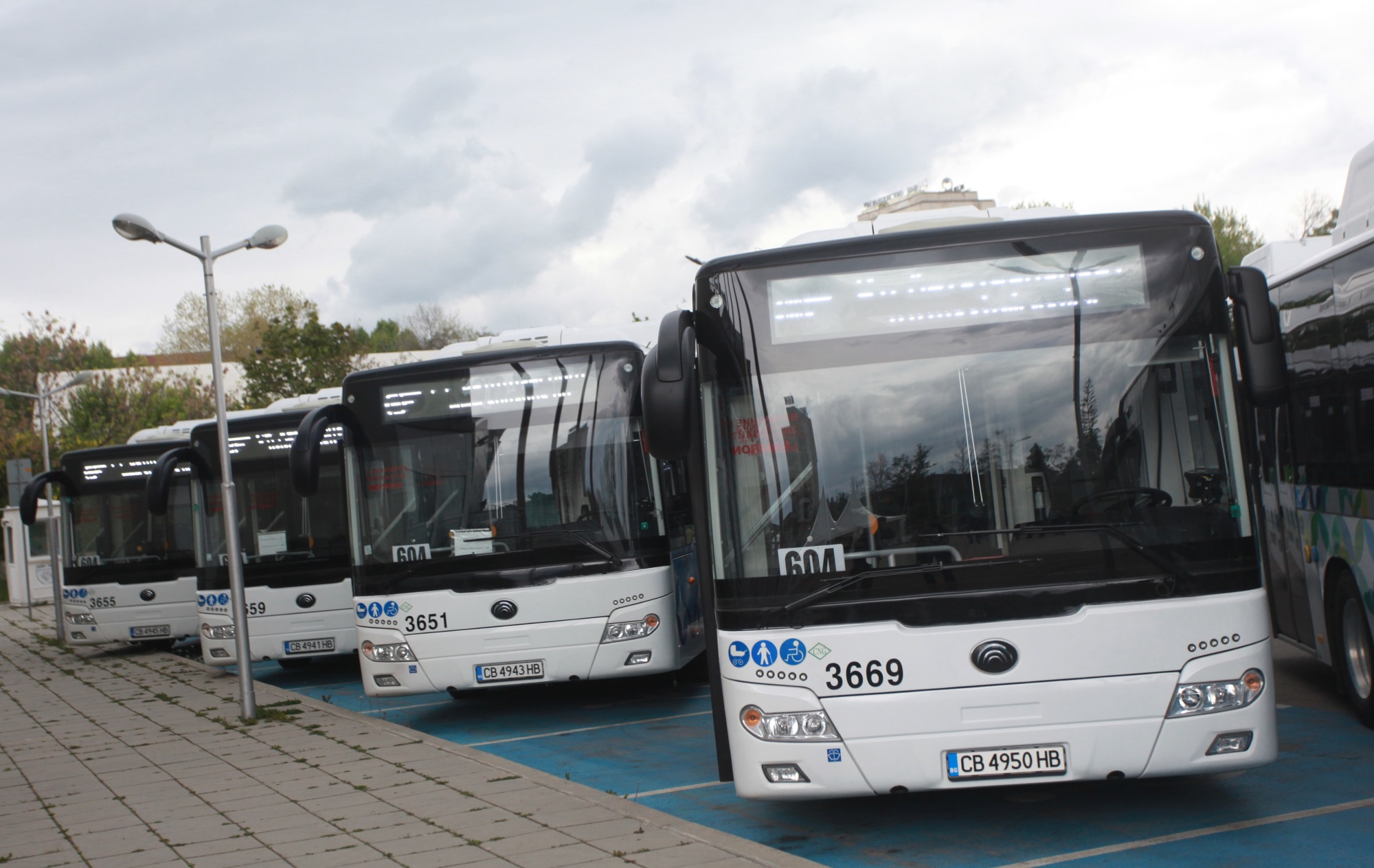 Новите автобуси