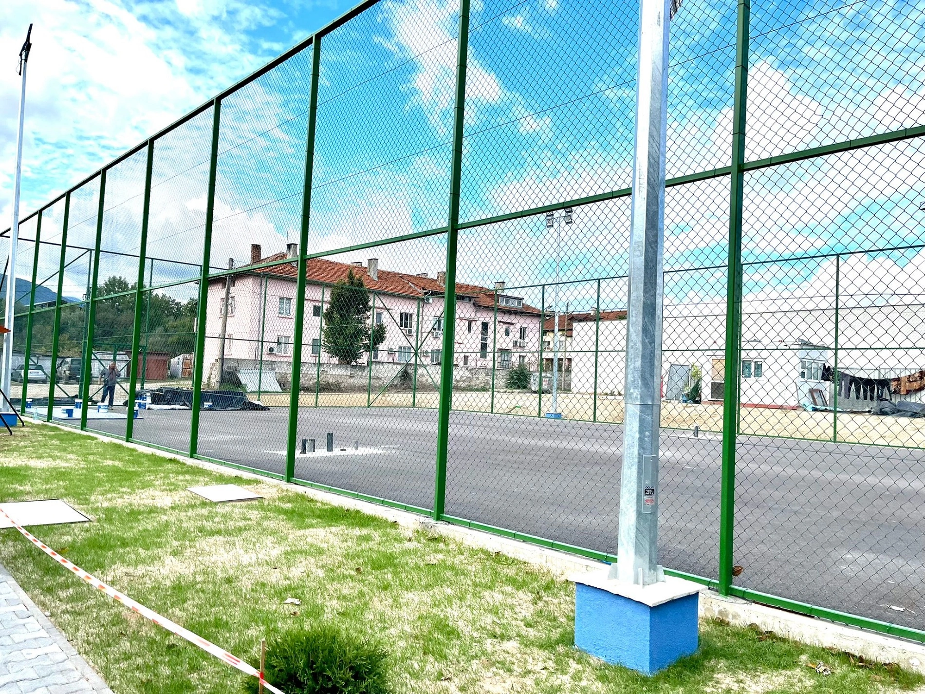 Новото игрище за тенис в Костенец, което предстои да бъде открито