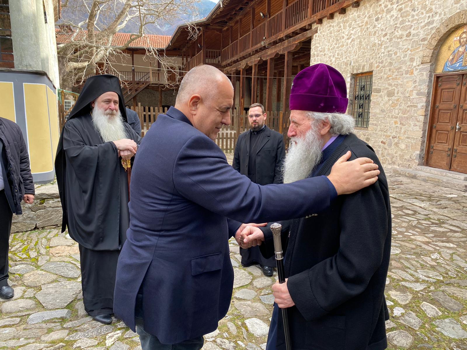 Бойко Борисов посети Бачковския манастир