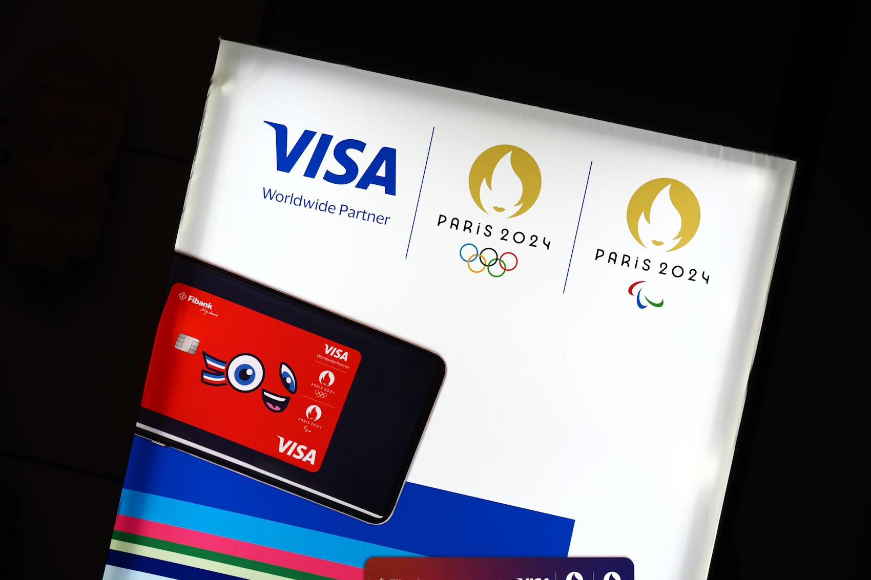 Fibank представи новата VISA с дизайн на Олимпийските игри в Париж
