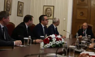 Президентът Румен Радев проведе консултации с третата по големина политическа