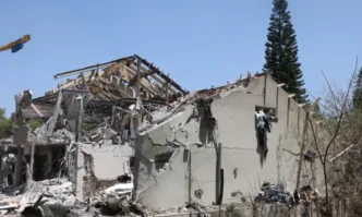 Израелската изтребители днес са атакували десетки цели в Иран включително