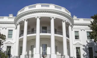 Хиляди служители на Американската агенция за международно развитие USAID които