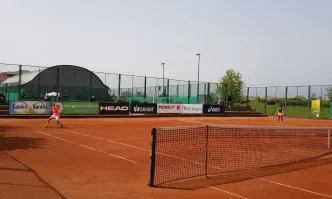 6 българчета се класираха за полуфиналите на турнир от Тенис Европа в Свиленград