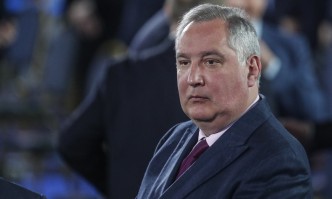 Анджелина още не съм писал поезия на твоя език но