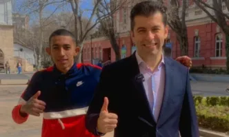 От Фейсбук профила на журналистката Соня КолтуклиеваИзпратих смс на Кирил