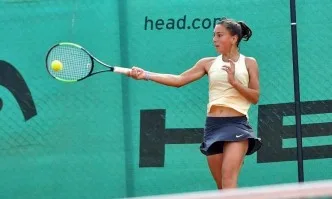 Николова е полуфиналистка на сингъл на турнир от първа категория на Тенис Европа в Испания