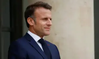 Лагерът на Макрон вече готви следващото разпускане на парламента обяви
