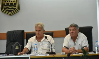 Председателят на Общинския съвет в Ловеч Петър Цолов свиква следващото