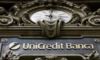 И италианската банка UniCredit обмисля да напусне Русия
