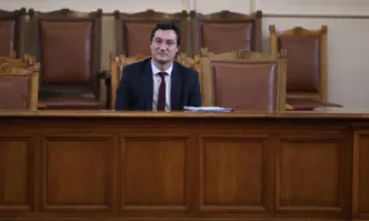 Служебният правосъден министър обясни пред депутатите по време на изслушването