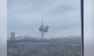 Удари близо до ТВ кулата в Киев, има жертви и ранени (ОБНОВЕНА)