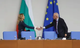 Рая Назарян е родена на 16 септември 1985 г в