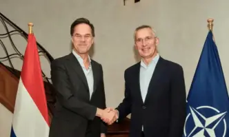 Знам че оставям НАТО в добри ръце заяви Столтенберг В