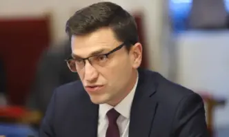 Поредните лъжи от доказани лъжци обяви от парламентарната трибуна депутатът